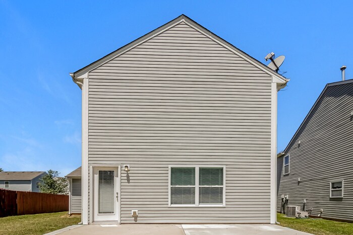 Building Photo - 6114 Salamander Run Ln