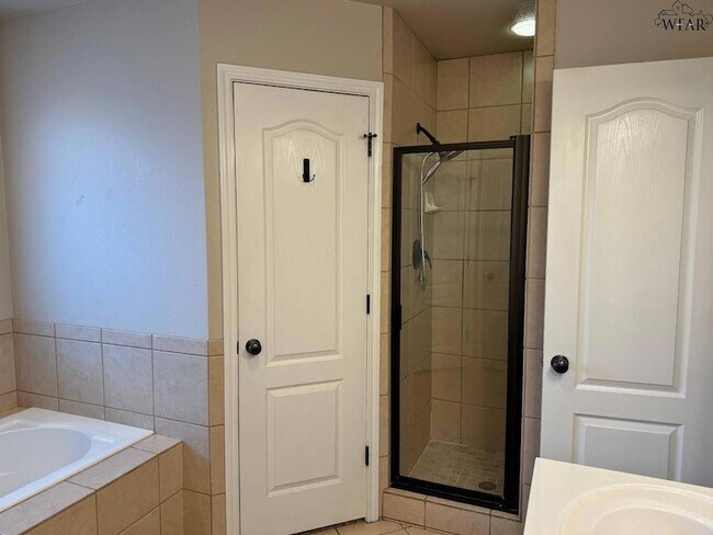 Building Photo - 5037 Cy Young Dr