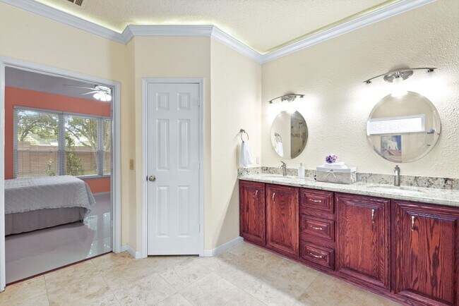 Building Photo - 23030 N Warmstone Way