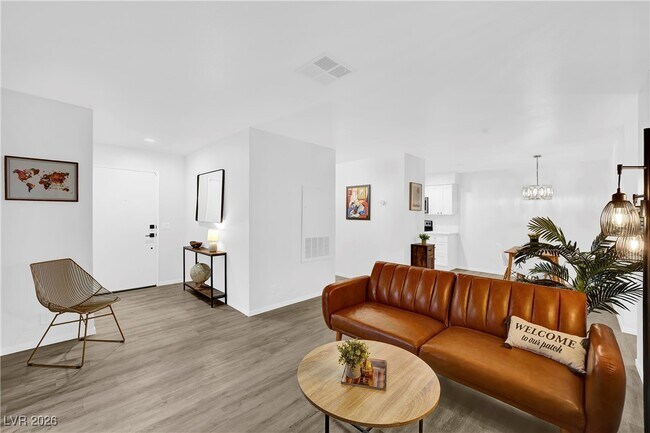 Building Photo - 3151 N Soaring Gulls Dr