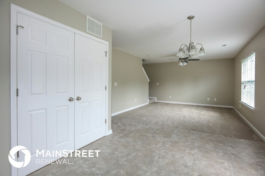 Building Photo - 795 Bitting Hall Cir