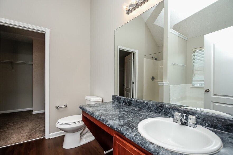 Building Photo - 3711 Monticello St