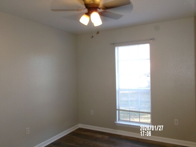 Building Photo - 3BR/1BA Single Family Home in Biloxi for $1,100 rent