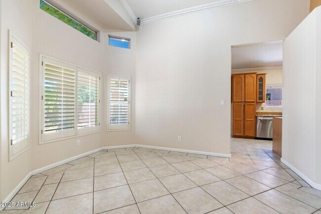 Building Photo - 7421 S Kachina Dr