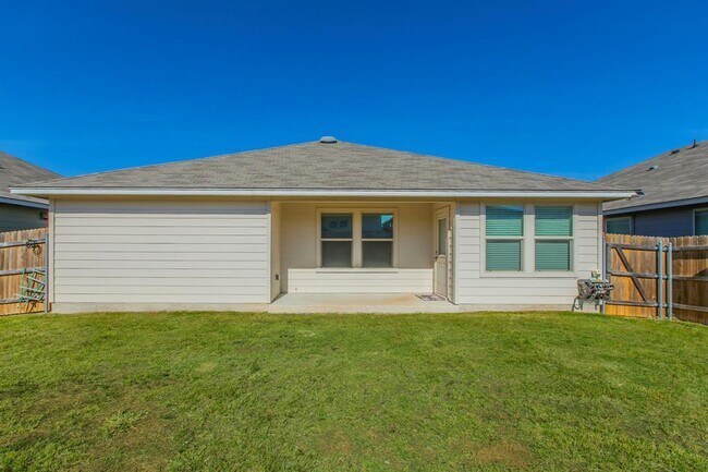 Building Photo - 237 Poplin Ln