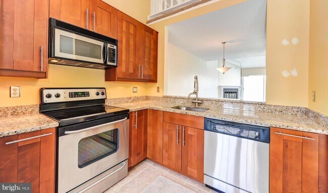 Building Photo - 2810 Yarling Ct