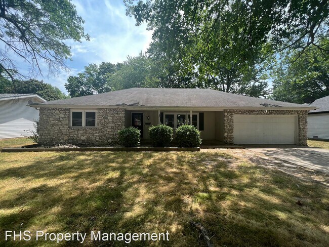Primary Photo - 4 br, 2 bath House - 2512 S McCann
