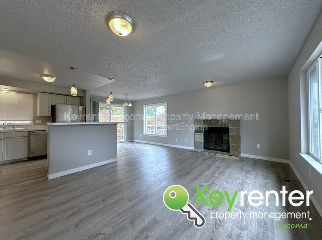 Building Photo - 2215 N Madison St