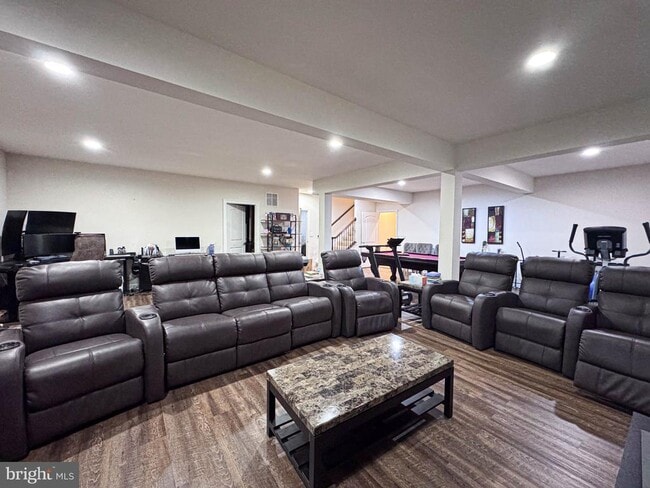 Building Photo - 41523 Cross Canter Dr