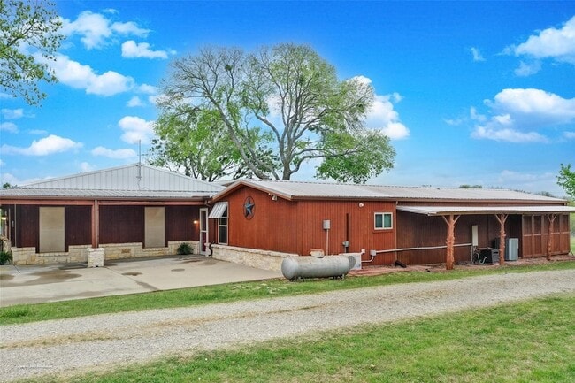 Building Photo - 18754 Farm to Market Rd 2755