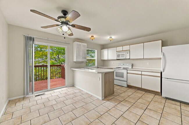 Building Photo - 1949 Bristlecone Dr
