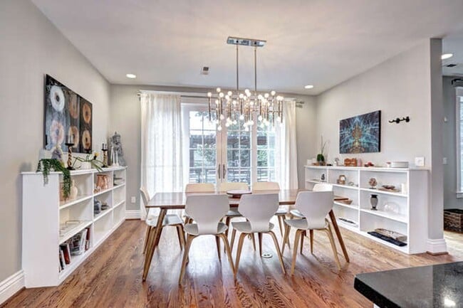 Building Photo - Beautiful Luxury Home Available in Boulder