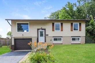 Building Photo - 1381 Alberta Ct