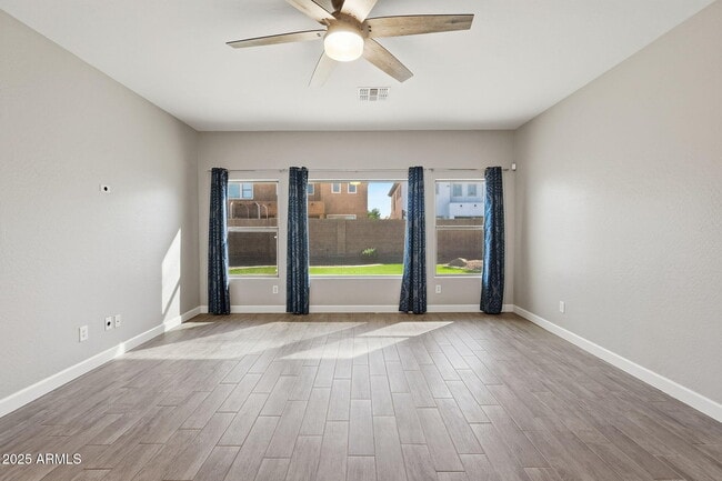 Building Photo - 10915 E Rafael Ave