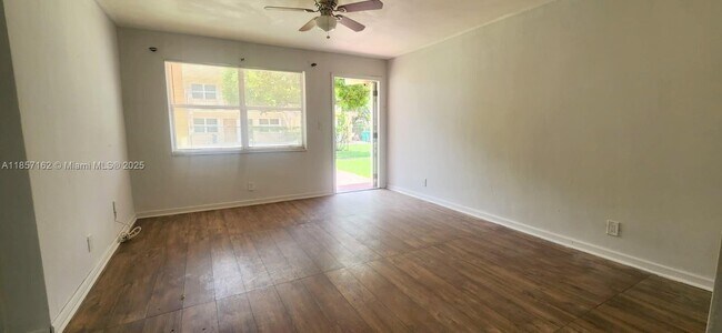 Building Photo - 5281 SW 90th Way