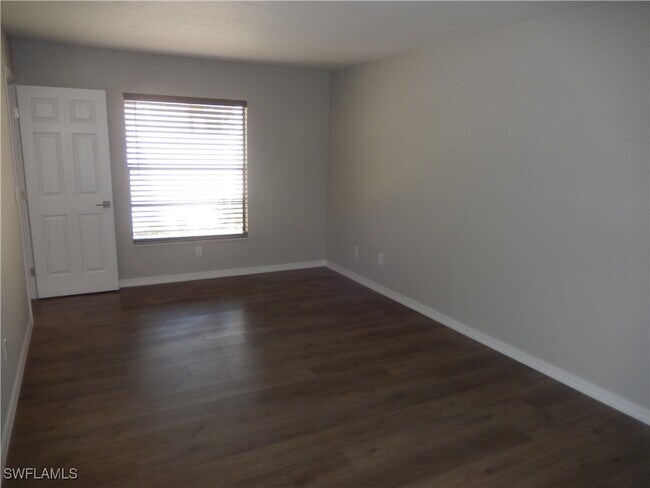 Building Photo - 1416 SW 50th St