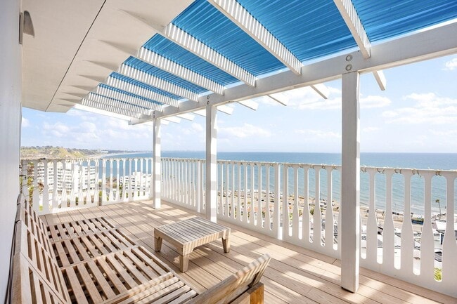 Building Photo - 17440 Revello Dr