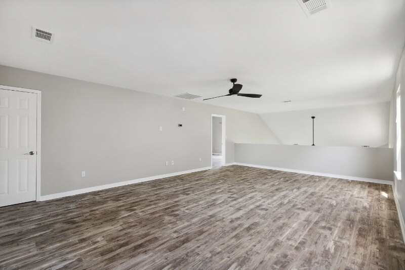 Building Photo - 1546 Marina Dr