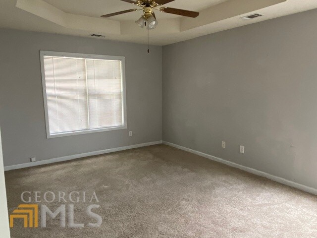 Building Photo - 22 Meadow Chase Way