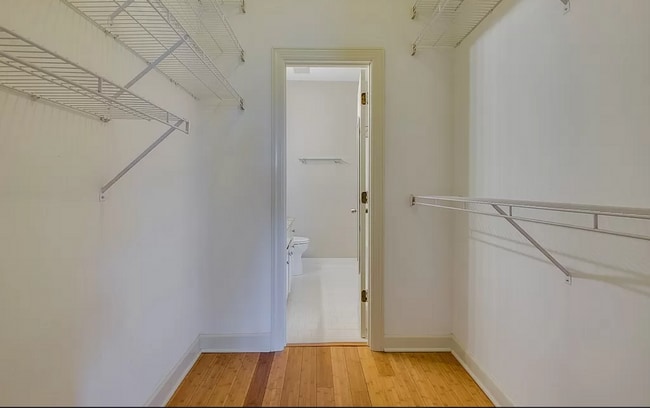Building Photo - Sylvan Park Dream Home -LEASING NOW!