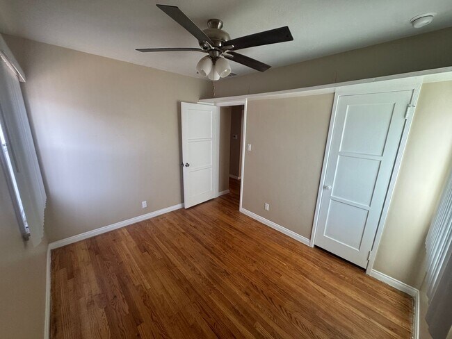 Building Photo - Beautiful 3 bedroom North Hollywood Home