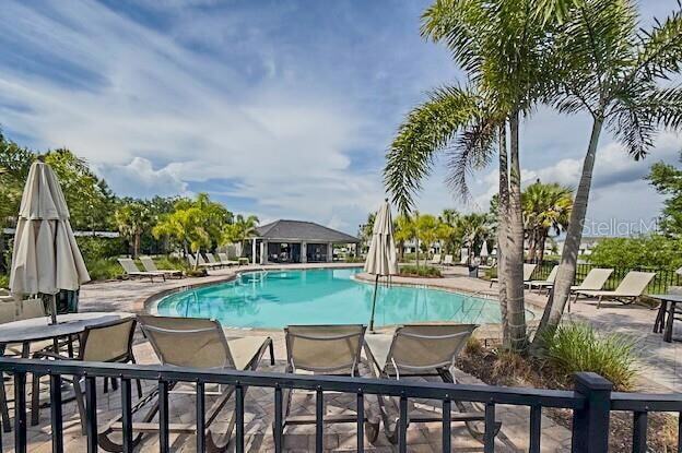 Building Photo - 6334 Fairmont Ln