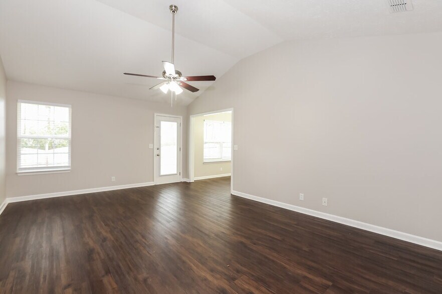 Building Photo - 1434 Ballater Dr