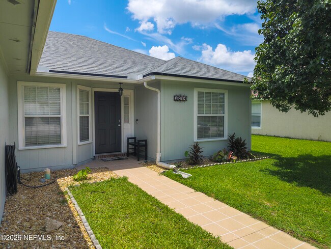 Building Photo - 2084 Frogmore Dr