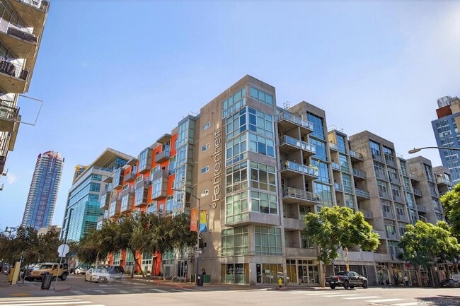 Building Photo - 1025 Island Ave