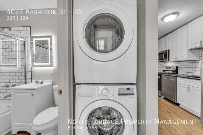 Building Photo - * RENT SPECIAL: Use this special to lower ...