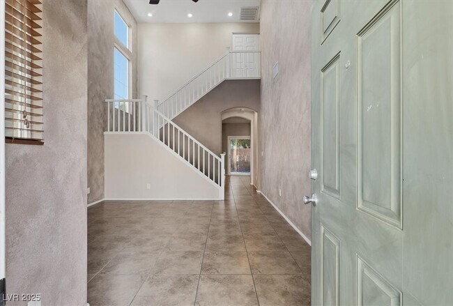 Building Photo - 10647 Bandera Mountain Ln