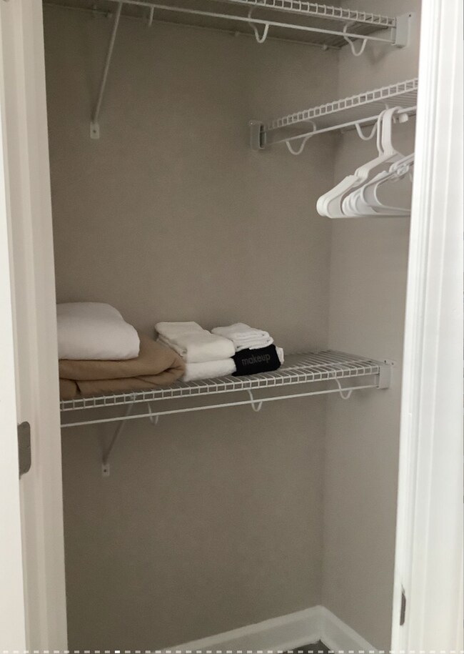 Building Photo - Palisades at Duncan