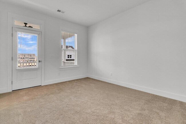 Building Photo - 110 Crimson St