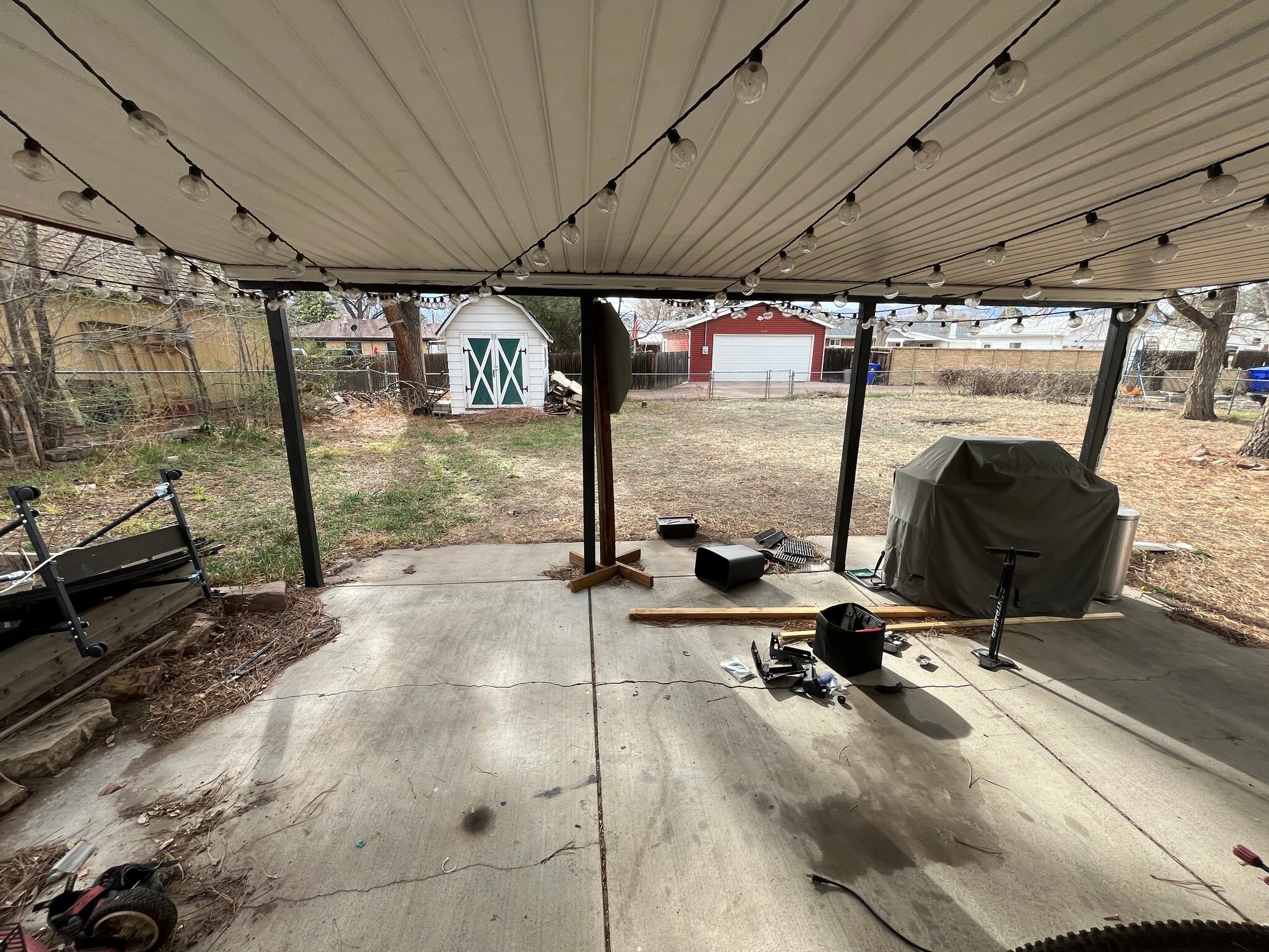 Covered patio off the living room - 3226 Gladiola Dr