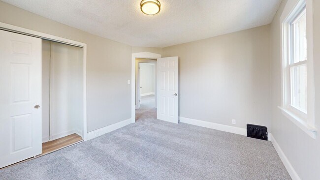 Building Photo - Cudell / West Boulevard Area - 3 bedroom/1...