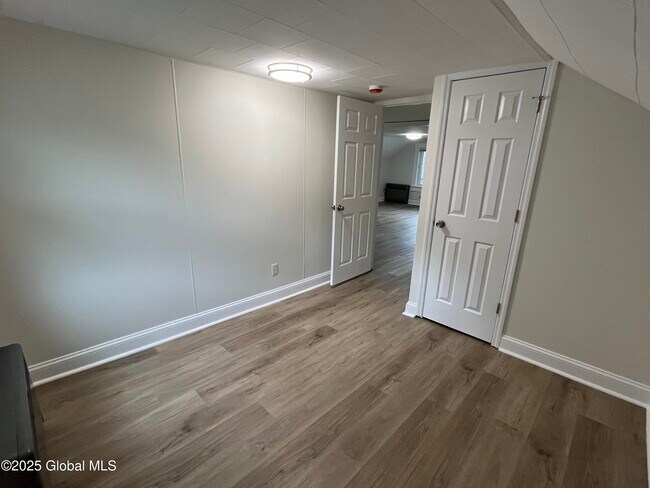 Building Photo - 2680 NY-43