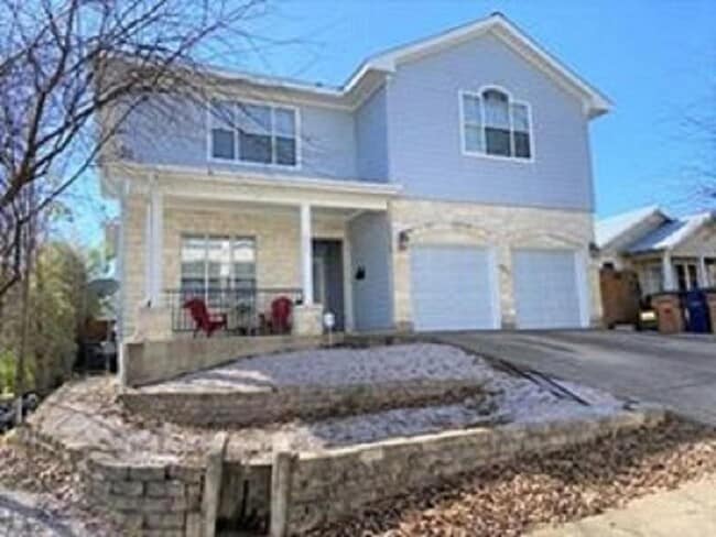 Primary Photo - 609 W 37th St