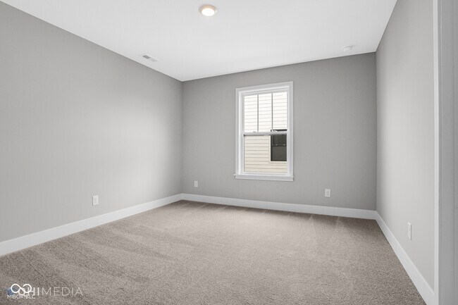 Building Photo - 2228 W 171st St