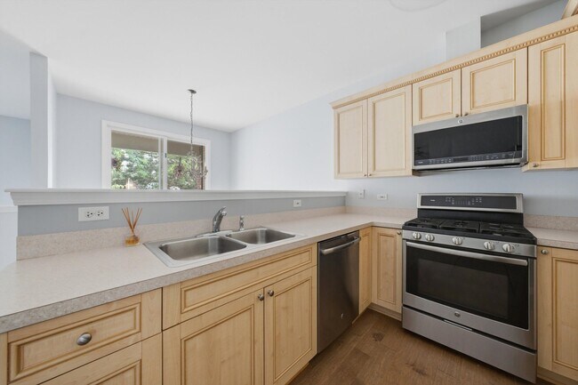 Building Photo - 9411 Huber Ct