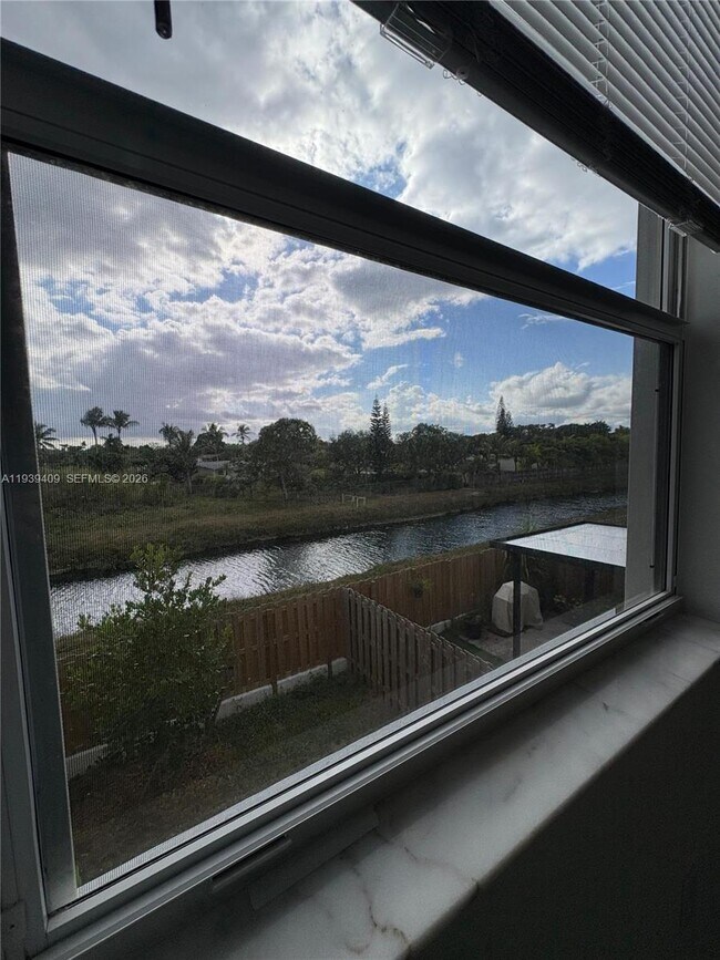 Building Photo - 29240 SW 163rd Ct