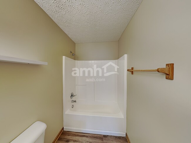 Building Photo - 5676 Canal Bridge Dr