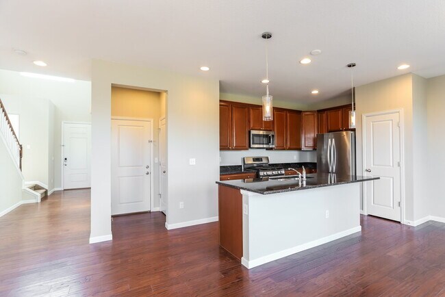 Building Photo - 3305 Riverwood Way