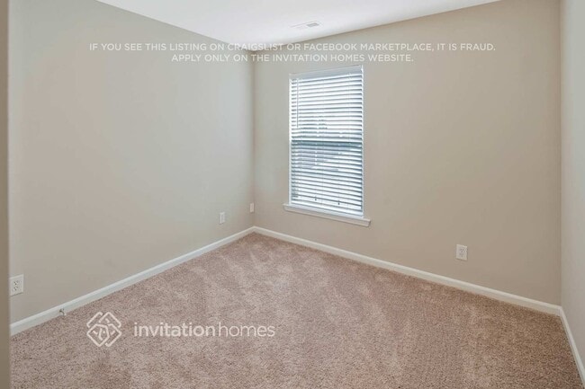 Building Photo - 10437 Roundleaf Dr