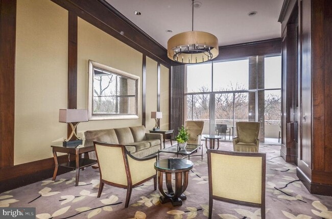 Building Photo - 3001 Veazey Terrace NW