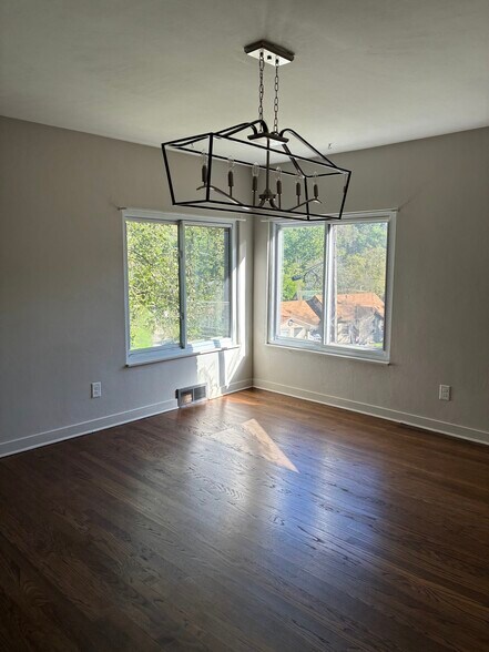 Building Photo - 4015 Gibsonia Rd