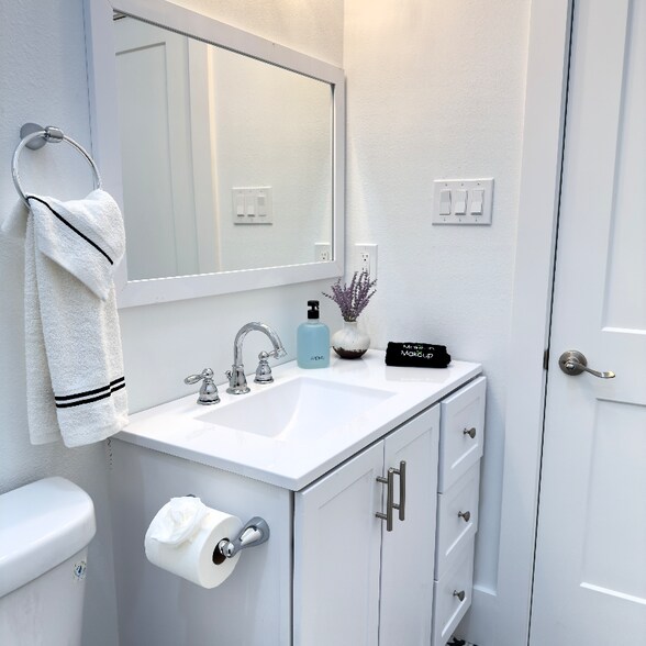 Building Photo - 2809 Third St