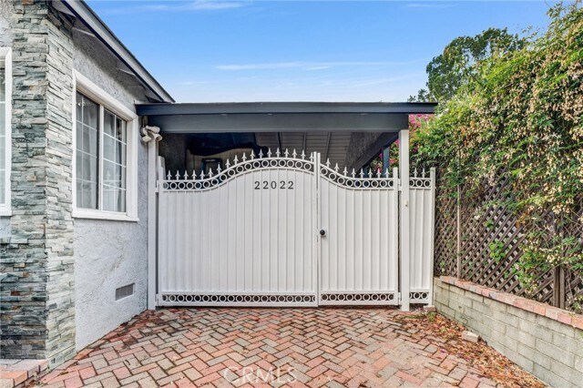 Building Photo - 22022 Buenaventura St