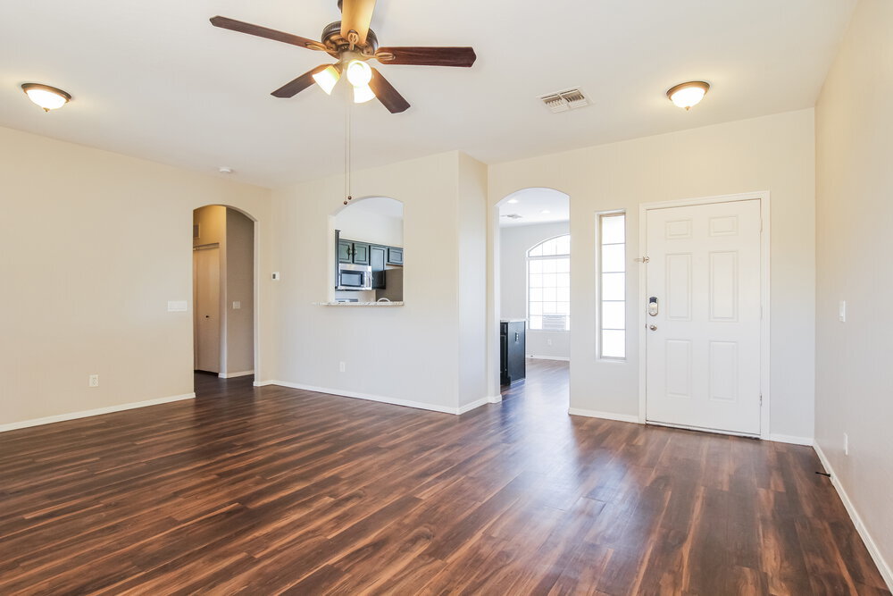 Building Photo - 12917 W Aster Dr