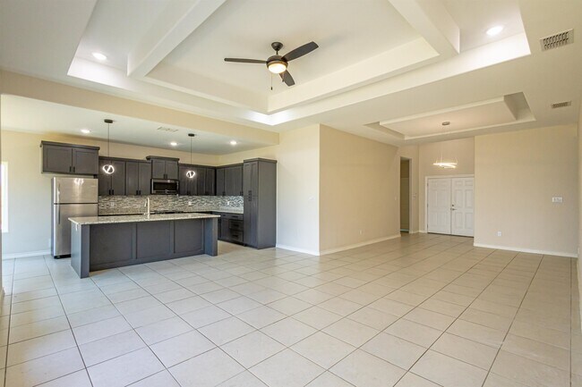 Building Photo - 1512 Latigo Lp