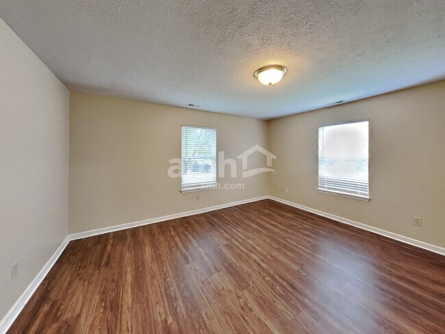 Building Photo - 7576 Gold Coin Dr